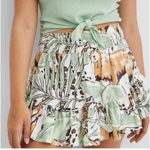 Aerie women’s boho jungle theme ruffled skirt Size small